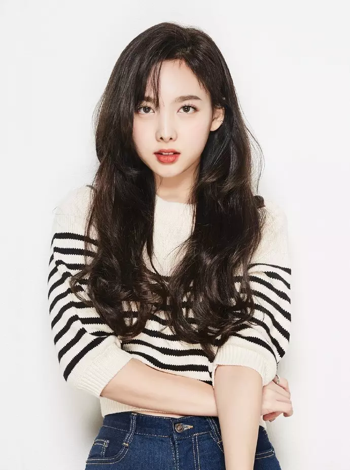 [TWICE][分享]181111 《oh！boy》雜誌創立九週年紀念刊TWICE全員封面公開！