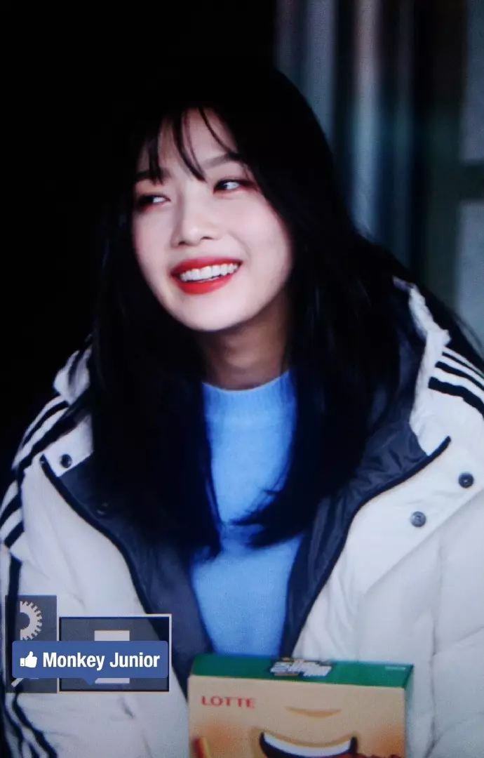 [Red Velvet][分享]181111 我們九妹有狗啦！直播曬汪一臉自豪~