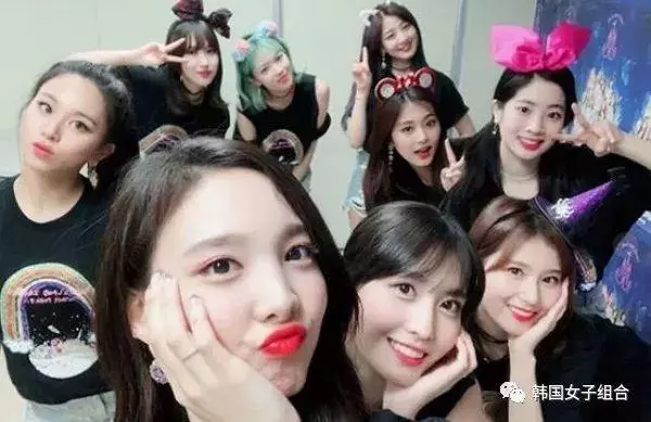 TWICE志效帳號被盜,公開被詐騙私訊,JYP官方發文法律應對!