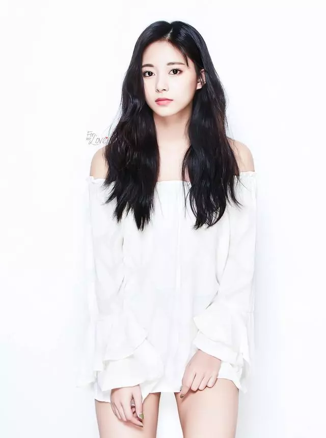 顏值碾壓裴秀智的這位十九歲台灣女孩,憑實力獲全球百美冠軍