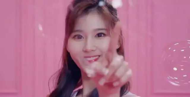 TWICE新曲個人直拍隊內排名——前三名被外國人成員占據!