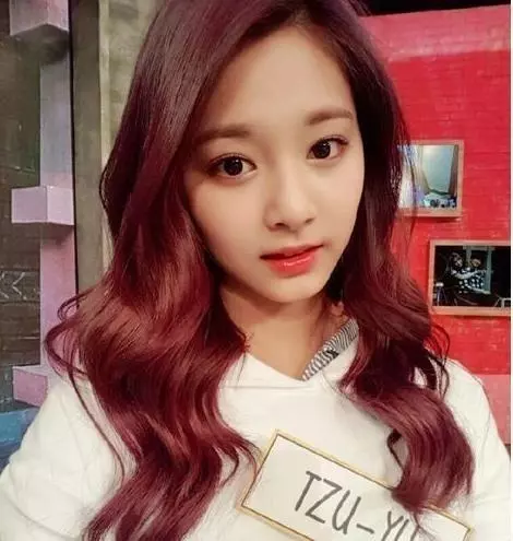 TWICE新曲個人直拍隊內排名——前三名被外國人成員占據!