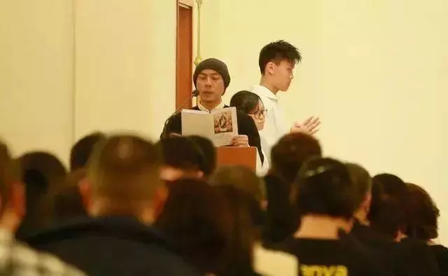 藍潔瑛追悼會張曼玉送行！陳美琪淚灑現場！藍潔瑛恩人竟是邱淑貞!