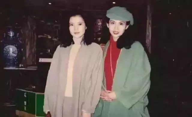藍潔瑛追悼會張曼玉送行！陳美琪淚灑現場！藍潔瑛恩人竟是邱淑貞!