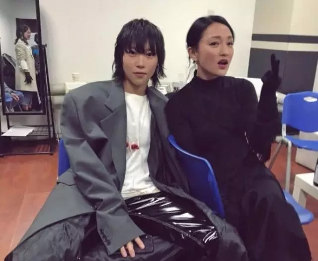 竇靖童周迅互相見家長惹爭議,關係太複雜,王菲:幸福就好!
