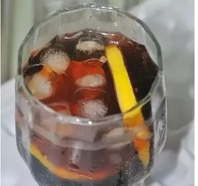 一片檸檬竟然這麼厲害!難怪媽媽每天都這麼吃!不看真的會後悔~