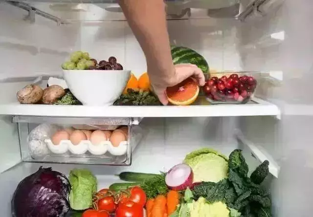 冰箱裡的肉凍多久就不能吃了?一張表總結得清清楚楚!