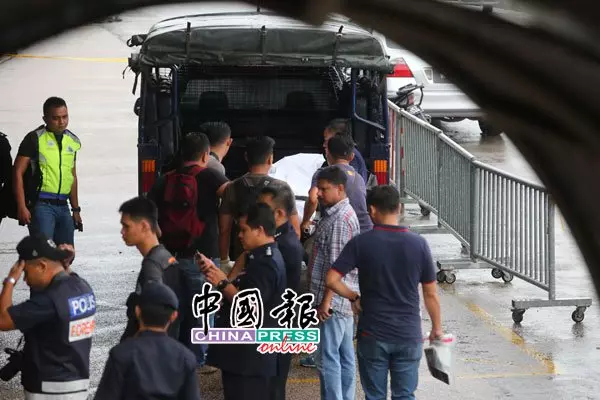 ◤血濺校園◢黑幫華小廝殺案【嫌犯最小僅14歲】快看
