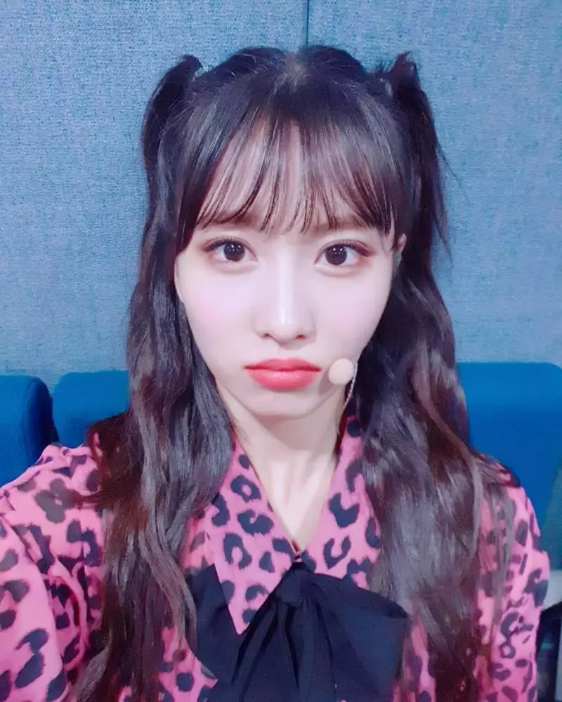 [TWICE][分享]181112 志效-Mina《你好》花絮照公開明朗笑容俘獲飯心