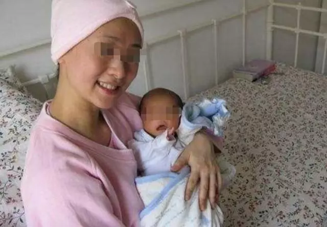 女子生育後做全職媽媽,婆婆教唆孫子說媽媽沒用,媳婦漂亮還擊