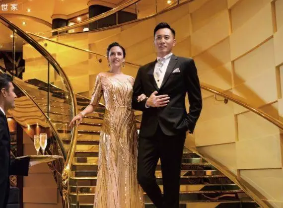 著名演員,為照顧患病妻子三年不拍戲,今妻子容顏蒼老仍不離不棄!