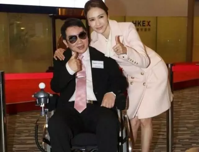 黎姿為救弟弟嫁給給殘疾富商,花了上億治療費後終於出現奇蹟!