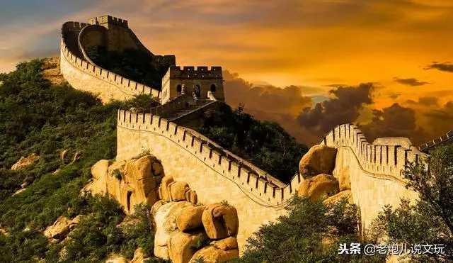 秦始皇的萬里長城為何兩千年不倒?原因簡單卻無法模仿