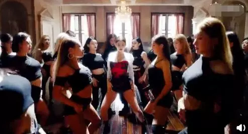 Jennie單曲成績爆表,粉絲與前輩互掐,TWICE再摘1位實力奪冠!
