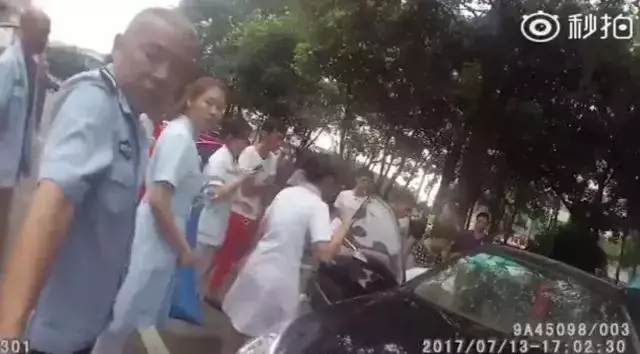 2006年至2017年,我國至少發生過25起兒童被忘在車內的事件!!