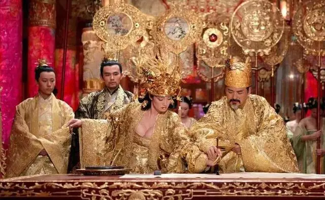 他用1:1造出一個「假」故宮,門票竟是真故宮的三倍?