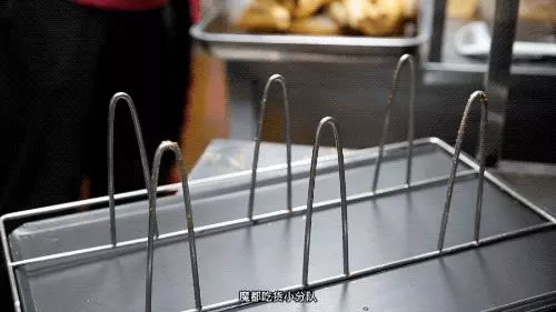 與全世界雞為敵的店,只做95天