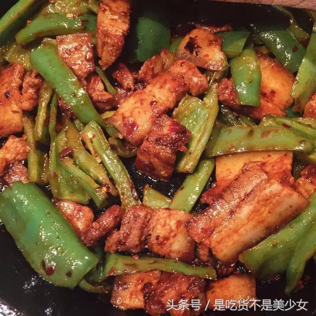 餐館大廚必備技能,能把青椒做出18道菜,色香味俱全,太牛了