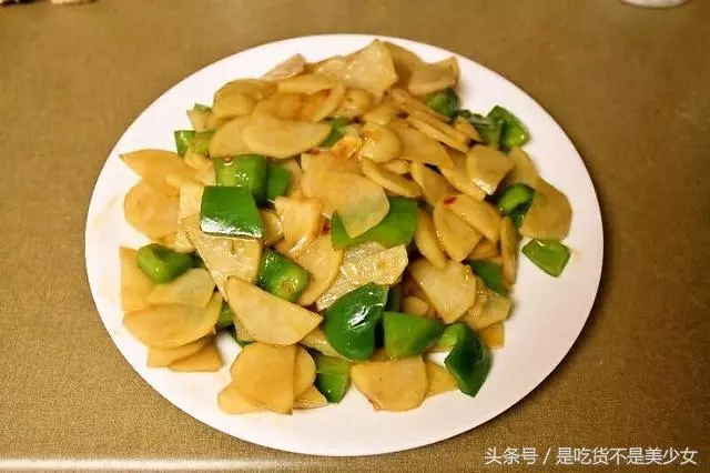 餐館大廚必備技能,能把青椒做出18道菜,色香味俱全,太牛了