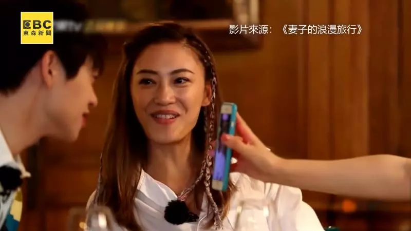 曝兒時撞臉Angelababy!應采兒自豪:當時只有擦了點XX