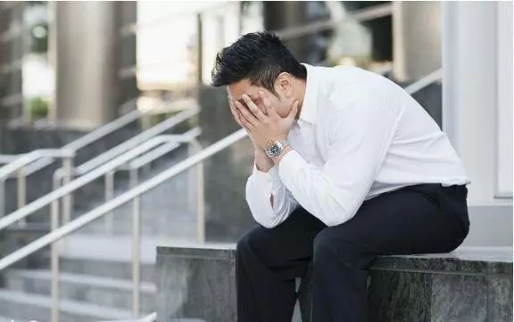 妻子不孕,俺趕她走,她要十元分手費,俺放她手裡,才知自己多蠢