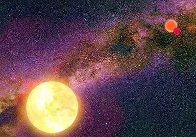 如果我們有兩個太陽,地球該怎樣運行?看看這個鄰居就知道了