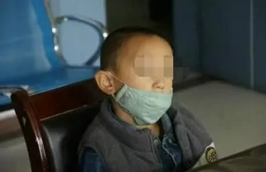 孩子喝了它一覺不醒,去醫院也無濟於事,各位爸媽別不當回事了