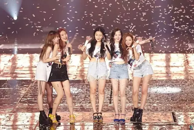 2018女團專輯銷量TOP10齣爐,新人女團一出道就賣出近十萬張!