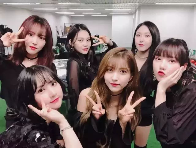 2018女團專輯銷量TOP10齣爐,新人女團一出道就賣出近十萬張!