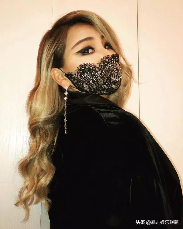 YG口水戰持續!Jennie比你年輕又美麗,CL這樣霸氣回應網友!