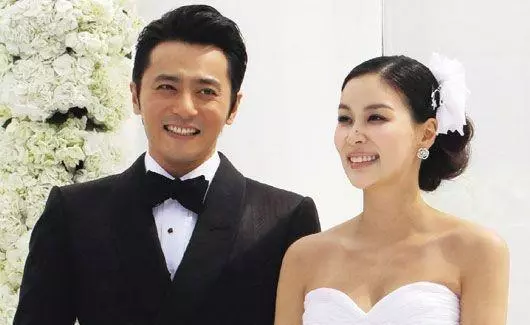 吃軟飯」不敢離婚的五位男明星, 妻子都是億萬富翁! 葉問也上榜了?