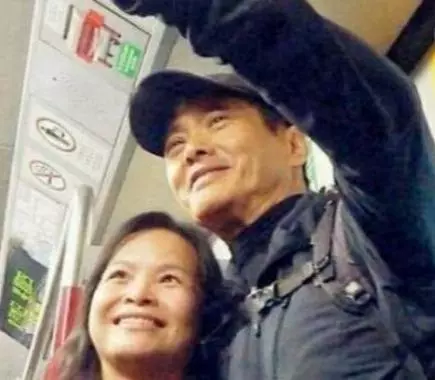 56億身家全部數捐出!「他」終生不與成龍合作 連劉德華都說:他們不是一路人