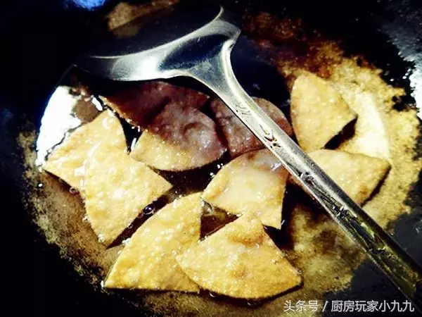 剩餃子皮的做法大全集:餃子皮可以做什麼美食?30種花樣吃法送你