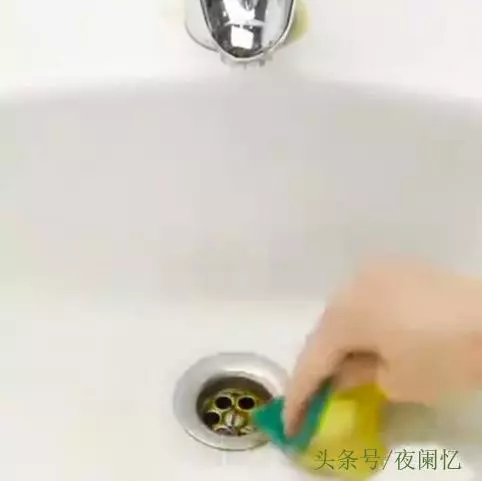生活妙招:牙膏加可樂,具有強大功能,能解決每家每戶的難題