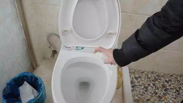 生活妙招:牙膏加可樂,具有強大功能,能解決每家每戶的難題
