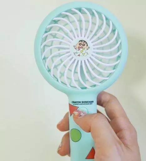 夏天的好夥伴「蠟筆小新隨身小風扇」