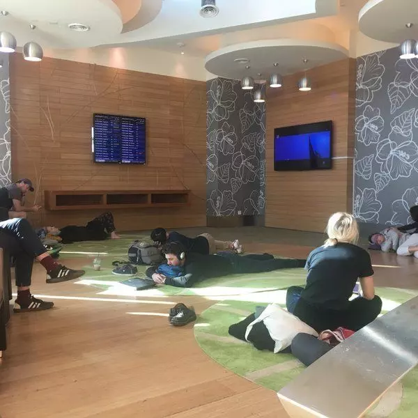 【不是VIP也能享用】KLIA2你可能不知道的『隱藏設施』空間 ❤ 讓你FREE洗澡、看電影、球賽!