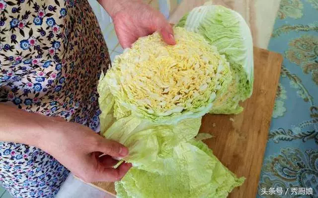 大白菜別炒著吃了,學會這種特色做法,營養解饞,越吃越想吃