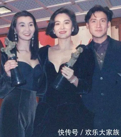 林青霞和誰合影都溫文爾雅,唯獨和圖五,網友:永不再現的經典!