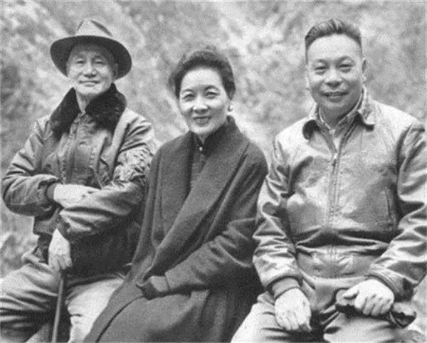 蔣介石臨終前發生了一件怪事,就連現代科學也不能解釋!
