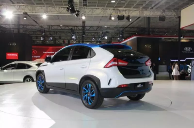 Luxgen U5 EV 電動休旅正式發表,續航力突破 300 公里!