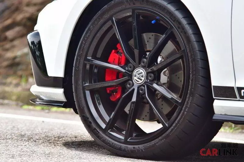全台唯一!VW Golf GTI「最強版」Clubsport S台灣北漂