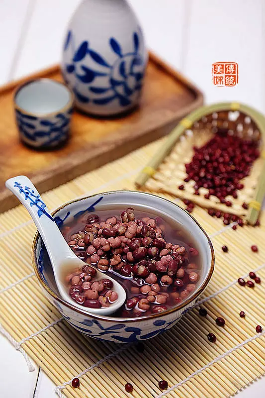 【紅豆薏米湯】這碗湯不僅祛濕還有減肥功效