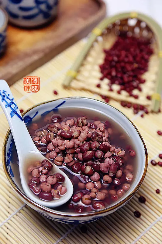 【紅豆薏米湯】這碗湯不僅祛濕還有減肥功效