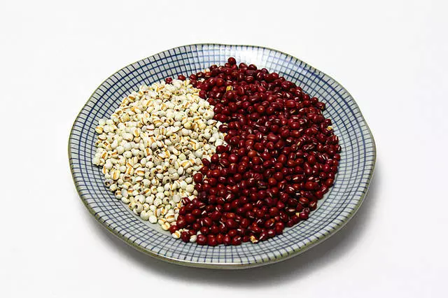 【紅豆薏米湯】這碗湯不僅祛濕還有減肥功效