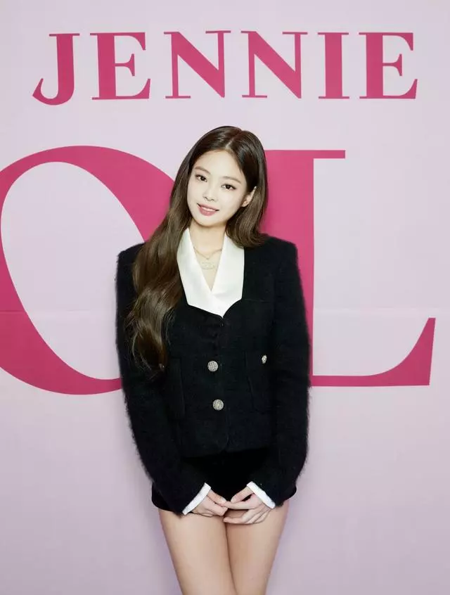 看似CL李彩琳公開挑釁Jennie,其實她針對的是公司YG!