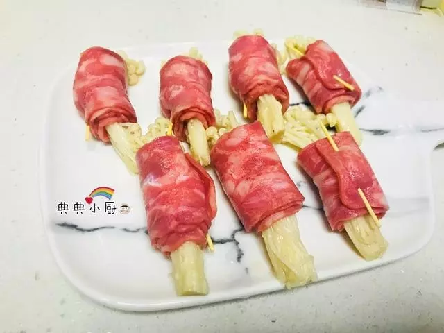 這才是金針菇最好吃的做法,一上桌就被搶光光,後悔做少了