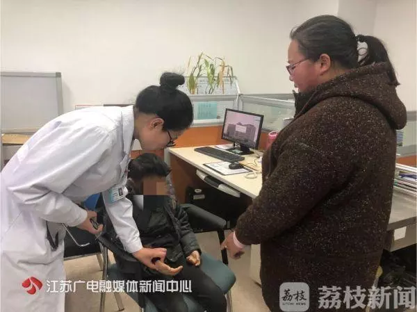 那個被爸爸放棄治療的白血病孩子終於有救了!如潮愛心湧向他……