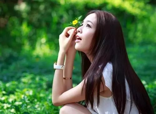 娘家拆遷56萬全給嫂子,我回家找母親理論,她指了指窗戶我沒話說