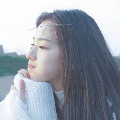 我生病住院婆婆照顧7天7夜,出院後5歲女兒說句話,我笑著提離婚